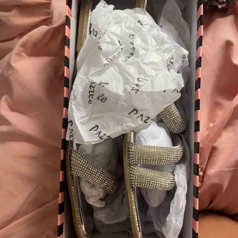 Worn once brand new condition still